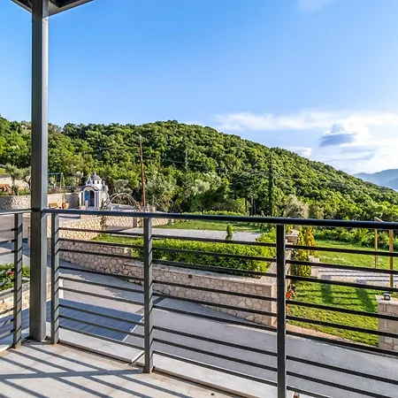 Ionian Hospitality & Nikiana