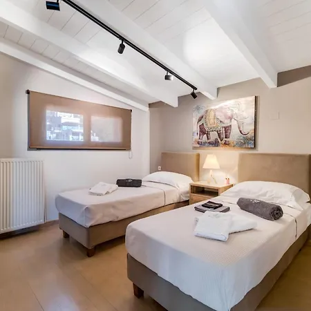 Apartament Ionian Hospitality & *