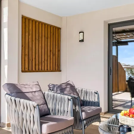 Ionian Hospitality & Apartament *