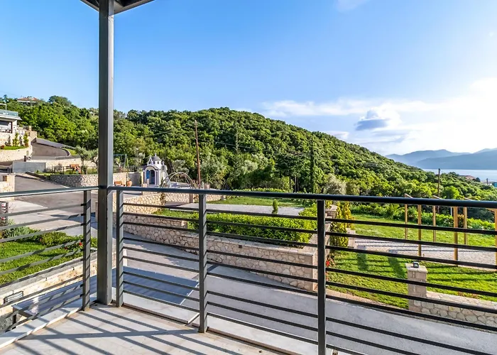 Ionian Hospitality & ניקיאנה