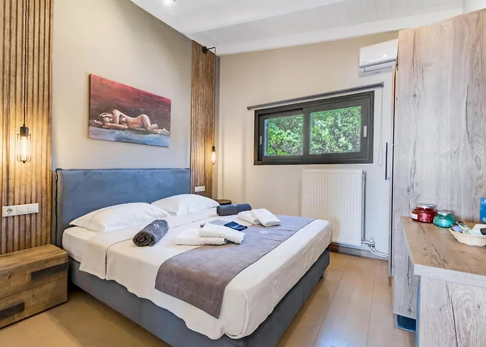 Ionian Hospitality & דירה ניקיאנה